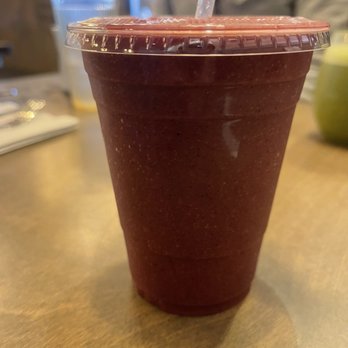 New Day Eatery - Blueberry Cherry Hibiscus smoothie - Juice Bars & Smoothies Near Me - Port Angeles, Washington