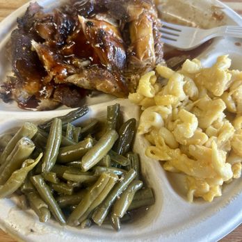 Bully Barbeque - BBQ rib platter with Bourbon BBQ sauce, green beans, macaroni cheese. - Barbeque Near Me - Goshen, Kentucky