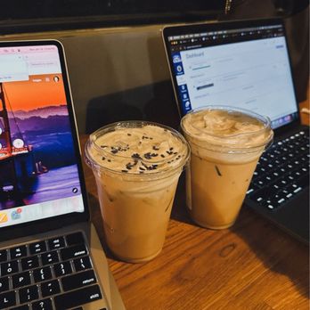 Lift Coffee Roasters - Midnight Garden Latte & Honey Coldbrew - Coffee & Tea Near Me - Riverside, California
