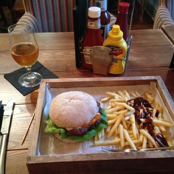 Jeremiah's Taproom - My perfect amazing burger!! - Pubs Near Me - Edinburgh, EDH