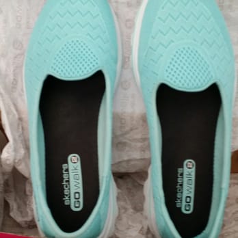 SKECHERS Warehouse Outlet - These are the newest ones that hurt my feet. Top view. - Shoe Stores Near Me - El Cerrito, California SKECHERS Warehouse Outlet - These are the newest ones that hurt my feet. Top view. - Shoe Stores Near Me - El Cerrito, California
