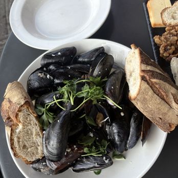 Point Brugge Café - Moules - Belgian Near Me - Pittsburgh, Pennsylvania Point Brugge Café - Moules - Belgian Near Me - Pittsburgh, Pennsylvania