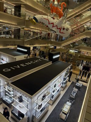 GINZA SIX by null