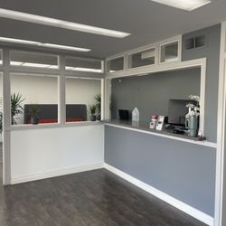 Active Auto Body - Walk-In Lobby