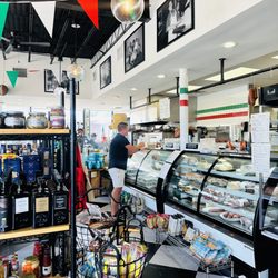 Stasio's - Inside Stasio's