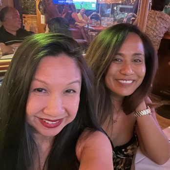Harbor Pub & Pizza - Cool vibes!!! - Pizza Near Me - Honolulu, Hawaii