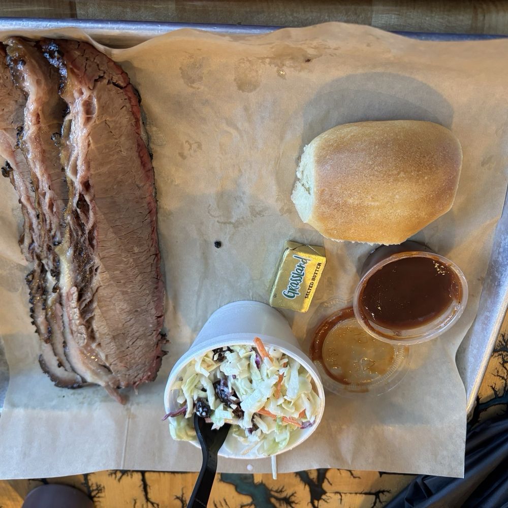 Hog Wild Bar-B-Que - Brisket one meat plate. - Barbeque Near Me - Placerville, California Hog Wild Bar-B-Que - Brisket one meat plate. - Barbeque Near Me - Placerville, California