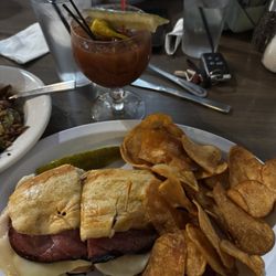 Indian Lake Pub - Hot Italian