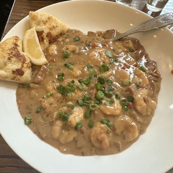 Another Broken Egg Cafe - Shrimp and Grits - Breakfast & Brunch Near Me - Lafayette, Louisiana