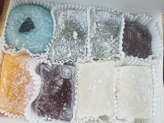 THANK YOU VERY MOCHI by null