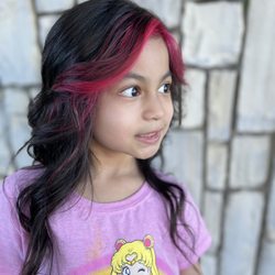 Sasha Salon - Look at that soft color and pretty curls on this princess!