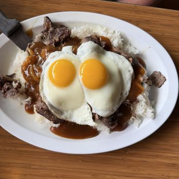 Hawaiian Style Cafe - Short rib Hawaiian Style Loco Moco - Hawaiian Near Me - Hilo, Hawaii