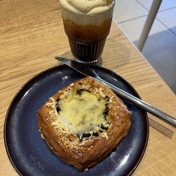 Moonwake Coffee Roasters - Mushroom tart and corn latte - Coffee Roasteries Near Me - San Jose, California Moonwake Coffee Roasters - Mushroom tart and corn latte - Coffee Roasteries Near Me - San Jose, California
