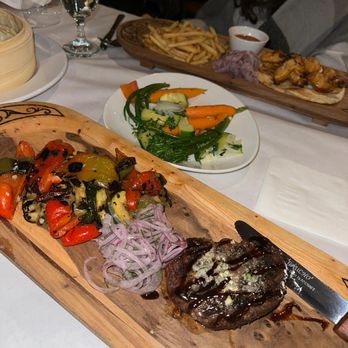 Ordo Restaurant - Filet Mignon with Grilled/Steamed Vegetables - Beer Bar Near Me - Highland Park, Illinois Ordo Restaurant - Filet Mignon with Grilled/Steamed Vegetables - Beer Bar Near Me - Highland Park, Illinois
