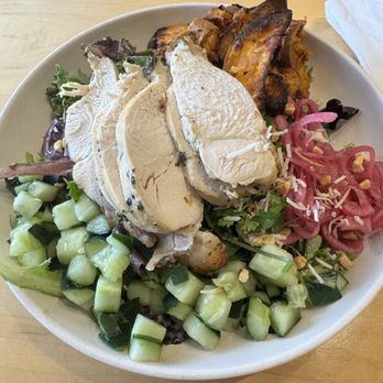 Modern Market Eatery - Thai salad - Salad Near Me - Prairie Village, Kansas Modern Market Eatery - Thai salad - Salad Near Me - Prairie Village, Kansas