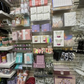 Icing - Accessories Near Me - Aiea, Hawaii Icing - Accessories Near Me - Aiea, Hawaii