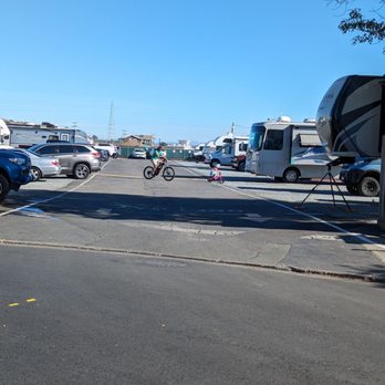 Marin RV Park - Convenient Parking lot with RV hookups - Recreation Centers Near Me - Greenbrae, California Marin RV Park - Convenient Parking lot with RV hookups - Recreation Centers Near Me - Greenbrae, California