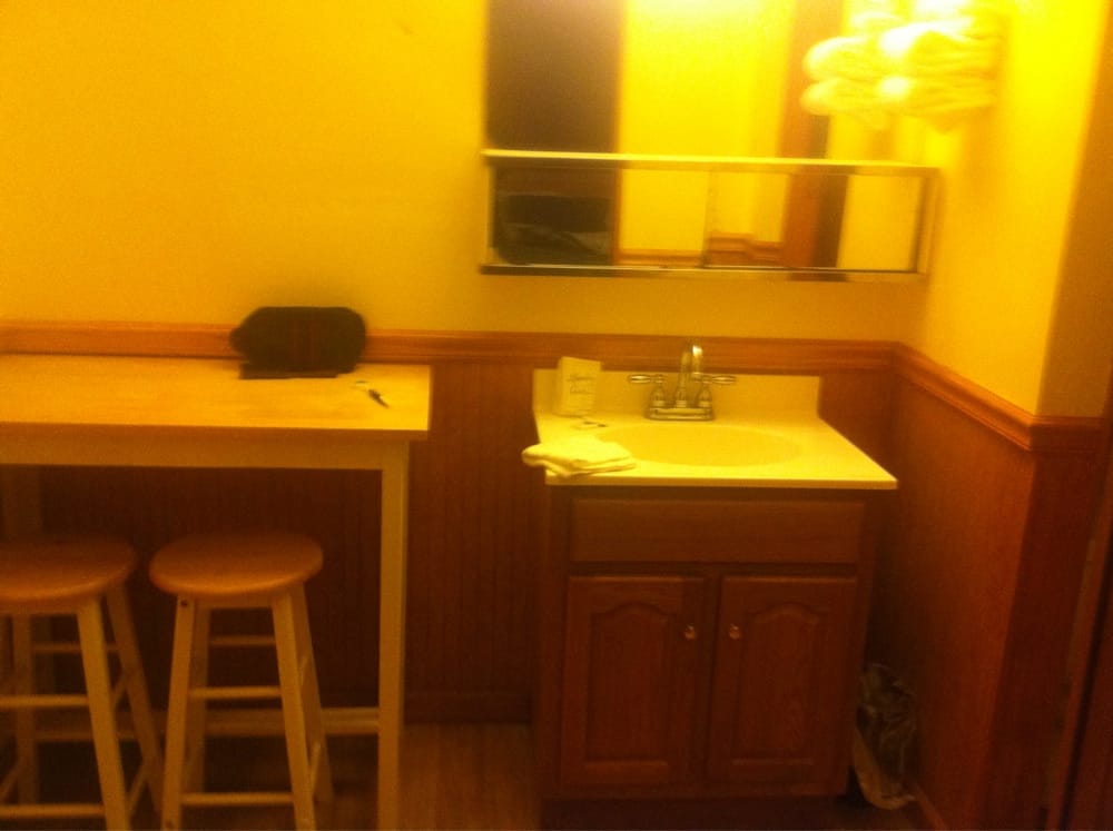 COUNTRY MOTEL Updated June 2024 522 State Hwy 7, Unadilla, New York