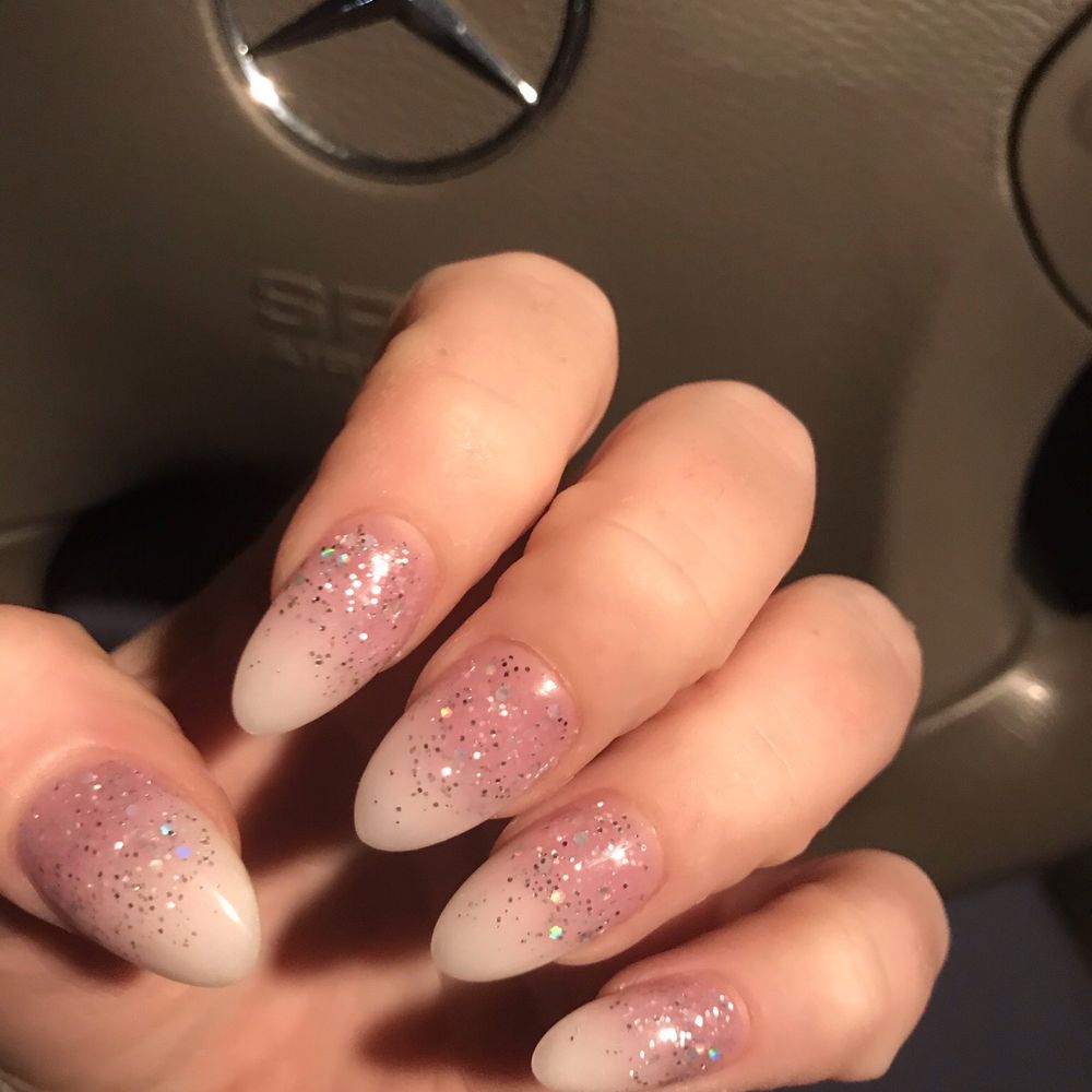 Elite Nail Spa - Glitter ombré - Nail Salons Near Me - Dayton, Ohio