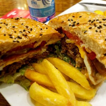 Burger Bar - Burgers Near Me - Amsterdam, New Hampshire