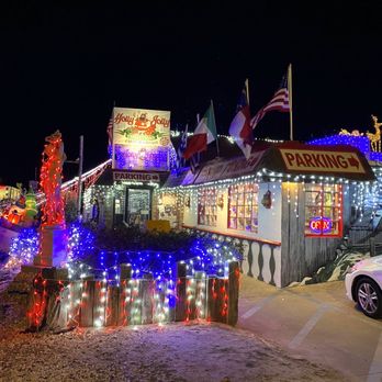 The Jolly Roger Restaurant and Bar - Steakhouses Near Me - Kill Devil Hills, North Carolina