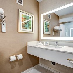 Fairfield by Marriott Inn & Suites Springfield Holyoke
