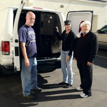 Diana Johnson's Catering - Ted, Diana, Johnny packing up an order for the caterers - Caterers Near Me - Phoenix, Arizona