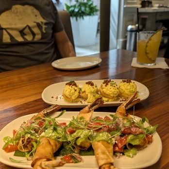 Nick's South Lake Avenue - Shrimp taquitos - American Near Me - Pasadena, California Nick's South Lake Avenue - Shrimp taquitos - American Near Me - Pasadena, California