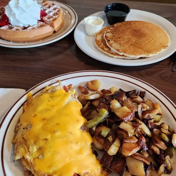 Almond Tree Restaurant & Lounge - Breakfast! - Lounges Near Me - Atwater, California Almond Tree Restaurant & Lounge - Breakfast! - Lounges Near Me - Atwater, California