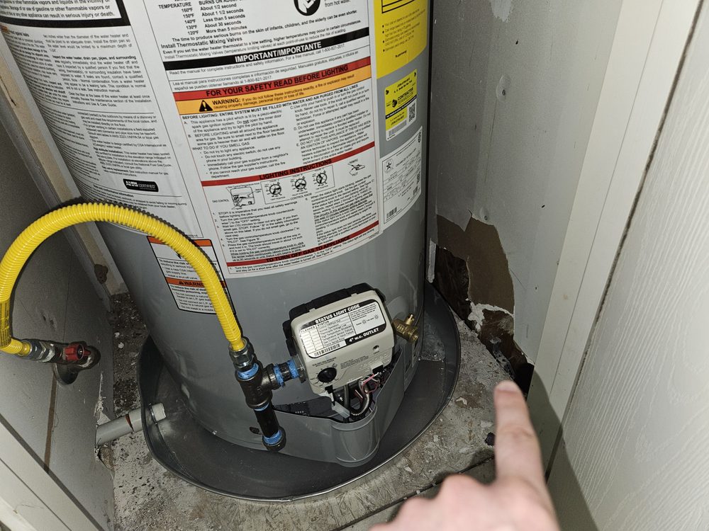 Slide of Roto-Rooter Plumbing & Water Cleanup