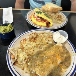 The Golden Diner - The burrito and the Mediterranean omelette
