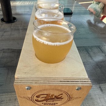 Flx Biergarten - IPA flight - Beer Gardens Near Me - Avalon, California