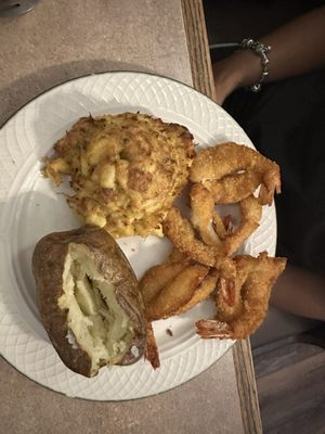 Olive Grove Restaurant & Lounge by null