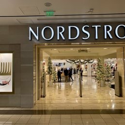 Nordstrom holiday decorations Nordstrom holiday decorations