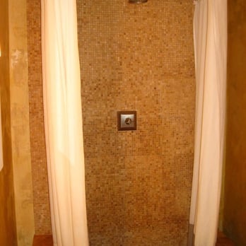 Bungalows 313 - 2 person shower w/ waterfall showerhead - Vacation Rentals Near Me - Sonoma, California