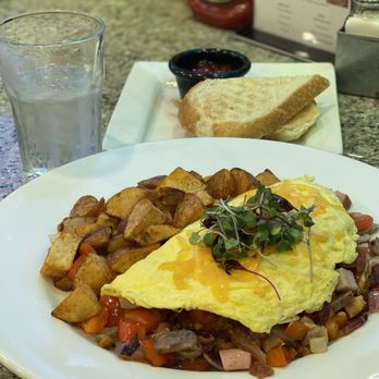 Javi's Breakfast & Lunch - Meat Lover's Omelette - Breakfast & Brunch Near Me - Portland, Oregon Javi's Breakfast & Lunch - Meat Lover's Omelette - Breakfast & Brunch Near Me - Portland, Oregon