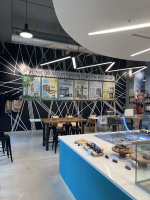 Exquisito Chocolates by null