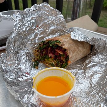 CoreLife Eatery - Sriracha ginger tofu wrap - Gluten-Free Near Me - Franklin, Tennessee