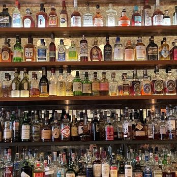Maison Pickle - Bar area - Cocktail Bars Near Me - New York, New York Maison Pickle - Bar area - Cocktail Bars Near Me - New York, New York