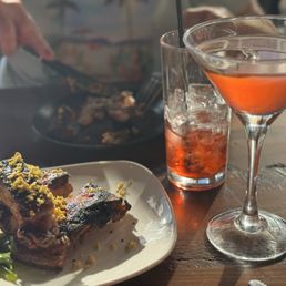 Sticky ribs and Pineapple Cosmopolitan