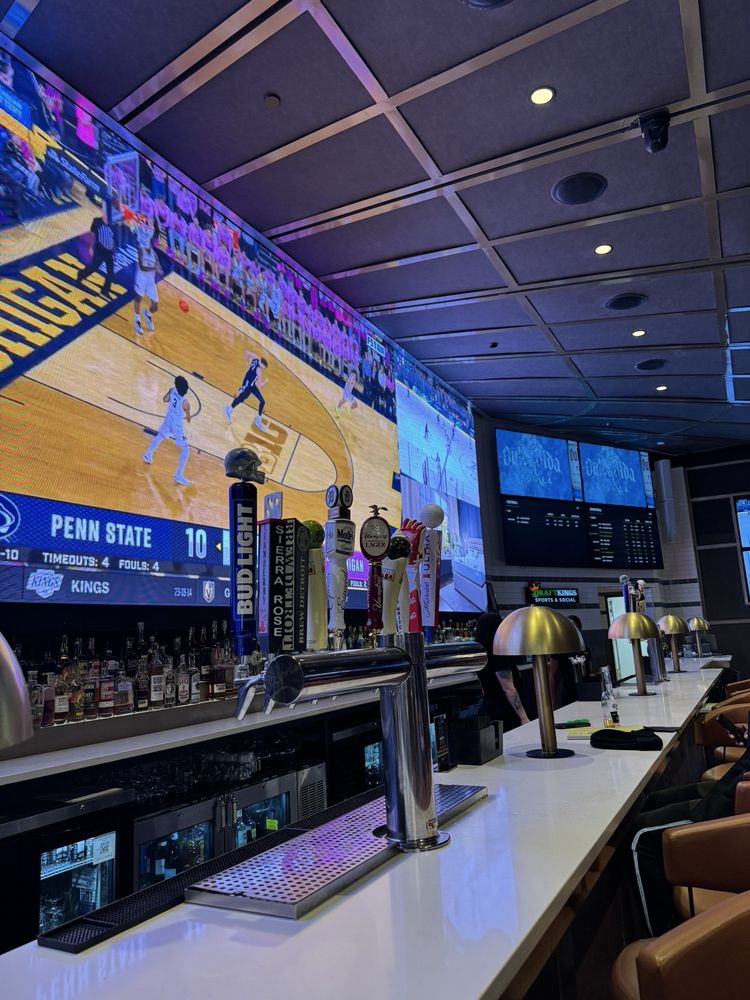 DraftKings Sports & Social Troy