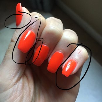 Max Nails in Gresham - My nails were lumpy cause of how she was applying the top coat so thick, and did not file right - Nail Salons Near Me - Gresham, Oregon