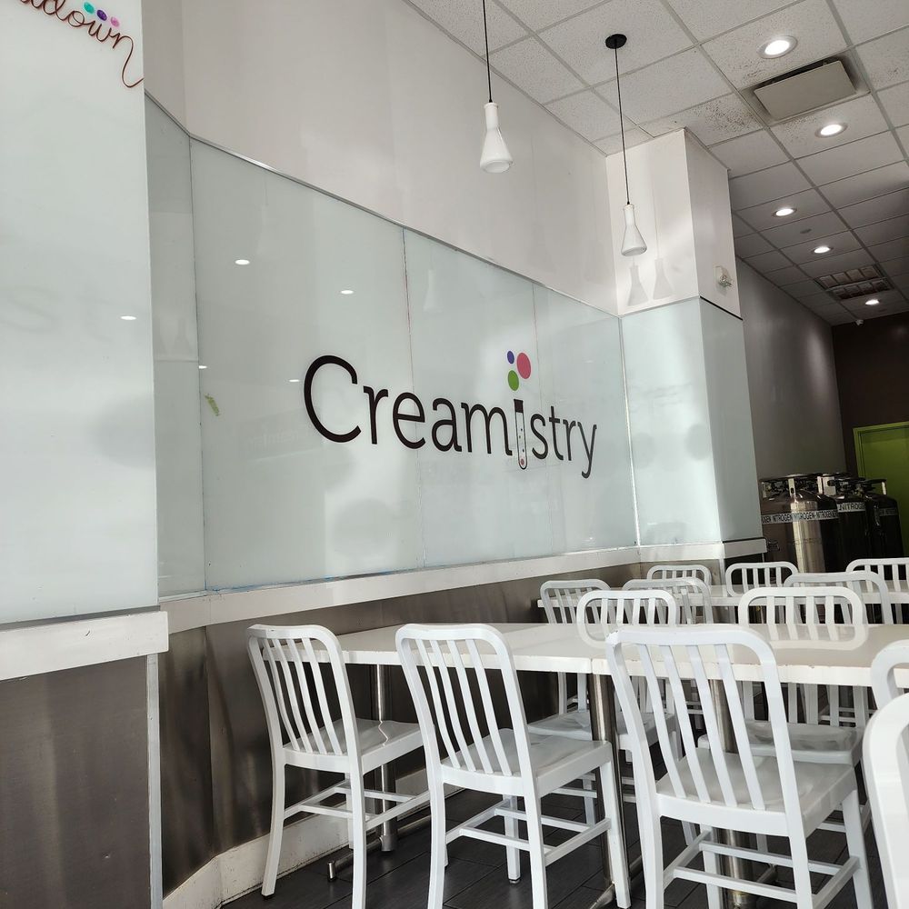 Creamistry - Seating - Ice Cream & Frozen Yogurt Near Me - Baton Rouge, Louisiana