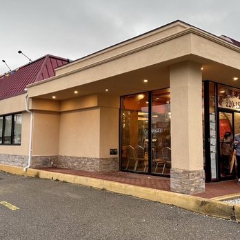 Canton Manor - Exterior - Chinese Near Me - Bayside, New York Canton Manor - Exterior - Chinese Near Me - Bayside, New York