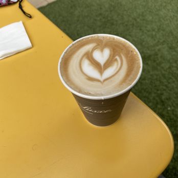 Caffe Luxxe - Out of the place I have been in here in Malibu. Try this one. - Coffee & Tea Near Me - Malibu, California