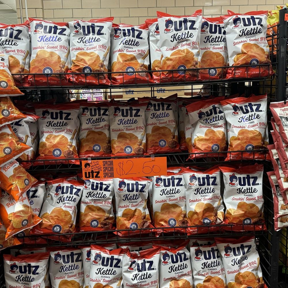 Utz Factory Outlet Store - Best chips ever!!!!!!!!!! And that price.... - Pretzels Near Me - Hanover, Pennsylvania Utz Factory Outlet Store - Best chips ever!!!!!!!!!! And that price.... - Pretzels Near Me - Hanover, Pennsylvania