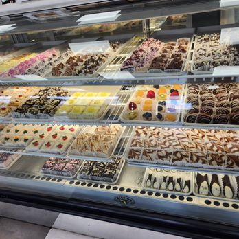 Calandra’s Bakery - Pastries - Bakeries Near Me - Fairfield, New Jersey