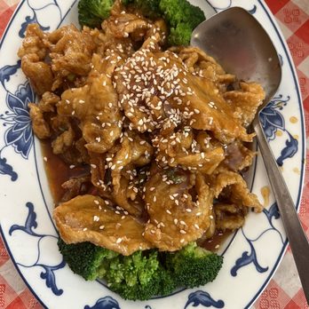 Szechuan Royale - 1. Sesame Chicken - Chinese Near Me - Hackettstown, New Jersey Szechuan Royale - 1. Sesame Chicken - Chinese Near Me - Hackettstown, New Jersey