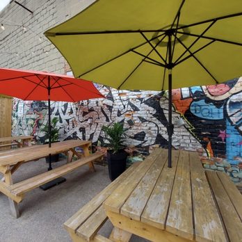 Nuna Kitchen & Bar - Back patio - International Near Me - Toronto, Ontario