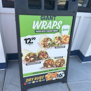 Zaxbys - Chicken Wings Near Me - N Las Vegas, Nevada